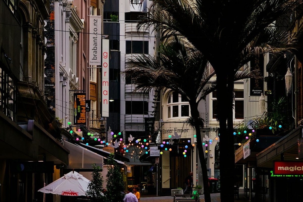 🏡✨ 첨단산업 날개 단 충청권, 인구 감소 역주행! 청주·천안·아산 부동산 시장의 뜨거운 비밀은? - 이미지 1