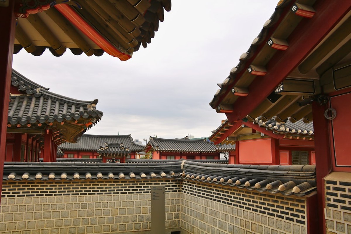 수원 매탄1구역, 95% 압도적 동의율로 재건축 '초고속' 추진! 🚀 2030년 착공 목표 달성할까? - 이미지 1