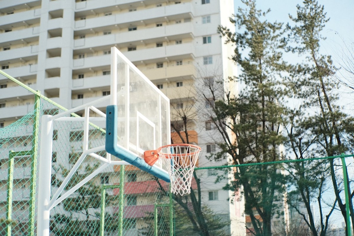 🚄 역세권 아파트, 비역세권보다 '40배' 높은 청약 경쟁률! 💡 내 집 마련 성공 전략은? - 이미지 1