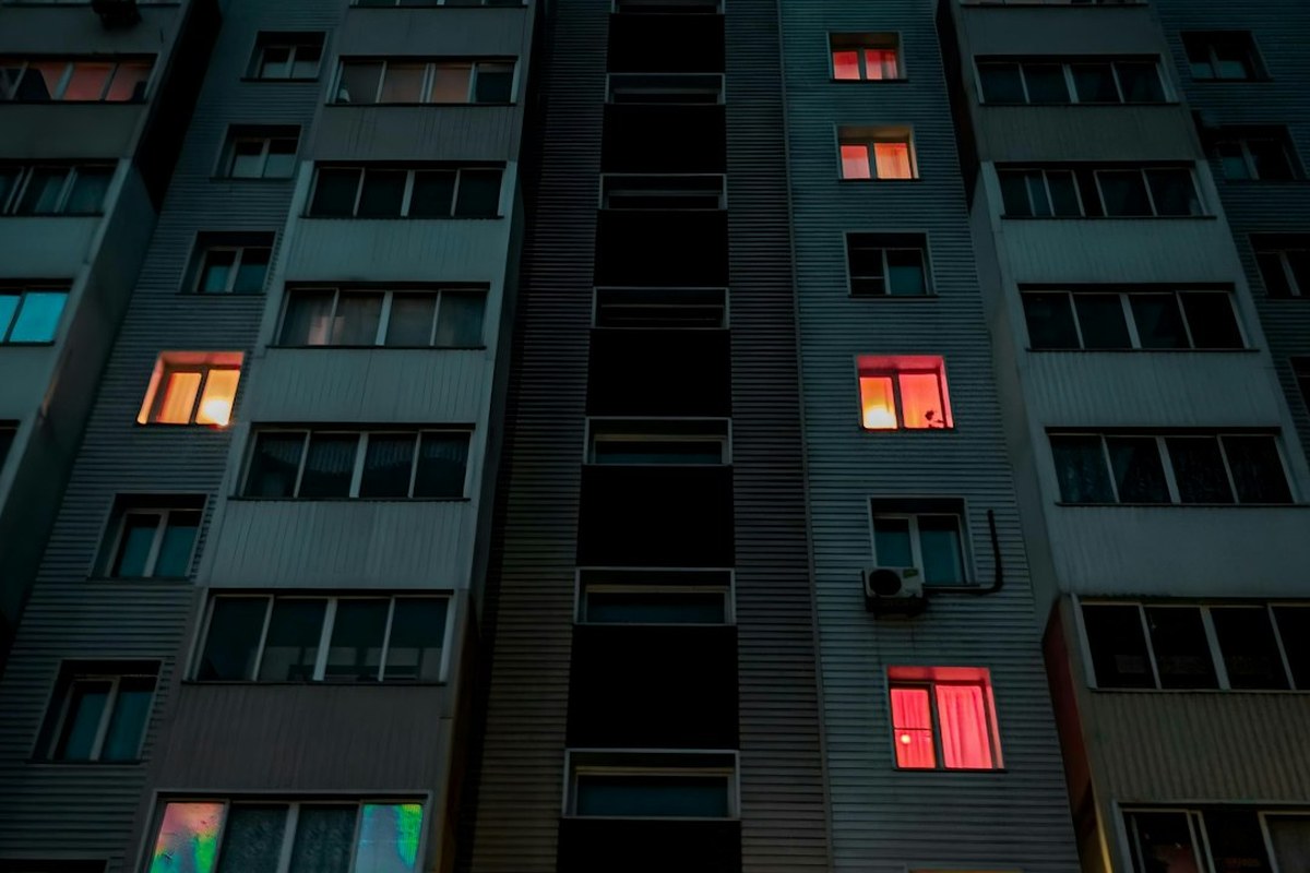 층간소음 '보완시공 명령' 추진! 🏠 승강기 소음까지 규제 강화… 아파트 생활의 새로운 기준 - 이미지 1