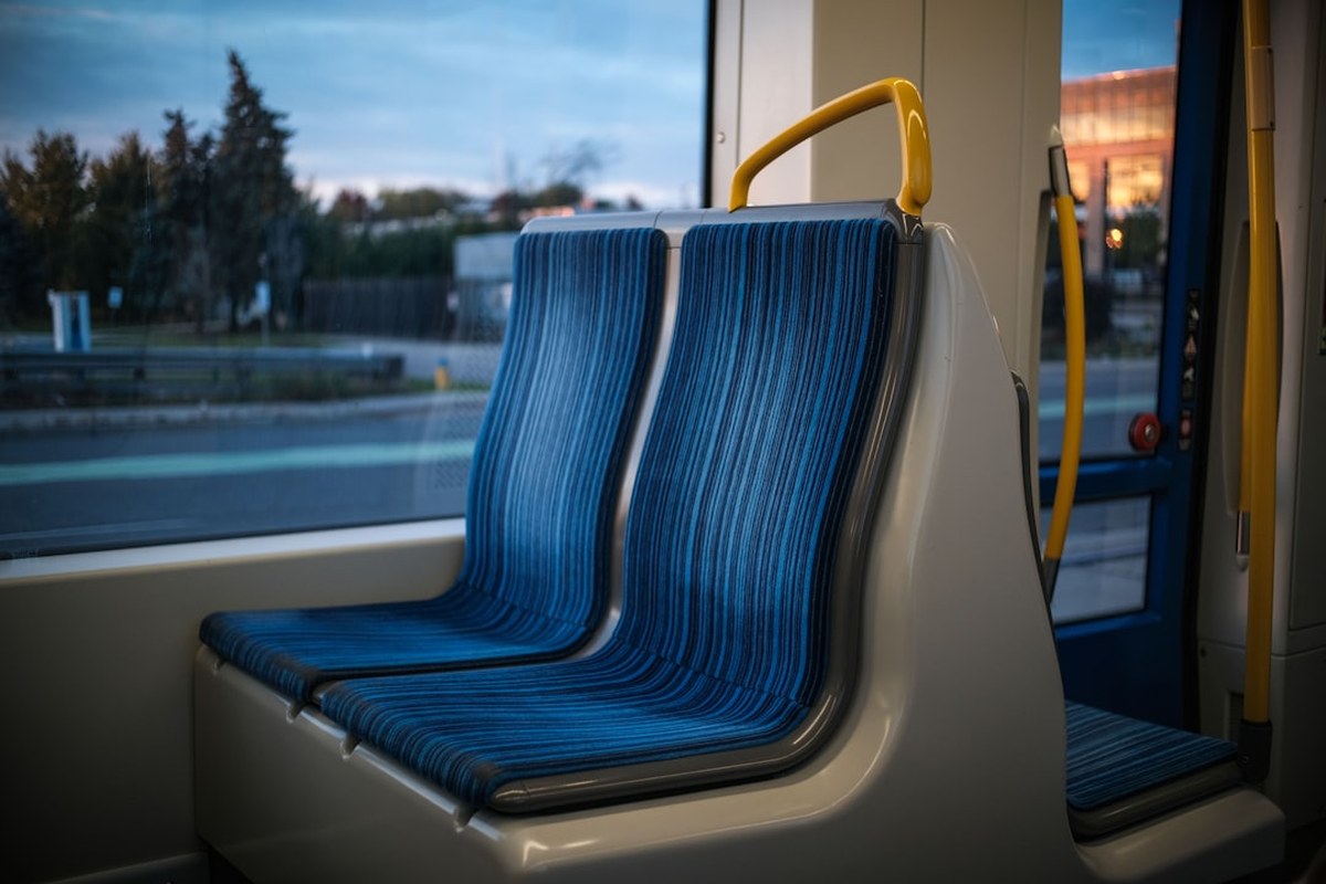 KTX-SRT 통합 운행 시작! 🚄 좌석 2,800석↑ & 운임 10% 할인 혜택 놓치지 마세요! ✅ - 이미지 2