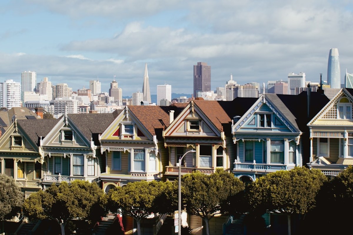 서울 아파트 시장 온도차: 노도강 vs 강남3구, 거래량은 비슷한데 가격은 왜? 🏠📈 - 이미지 2