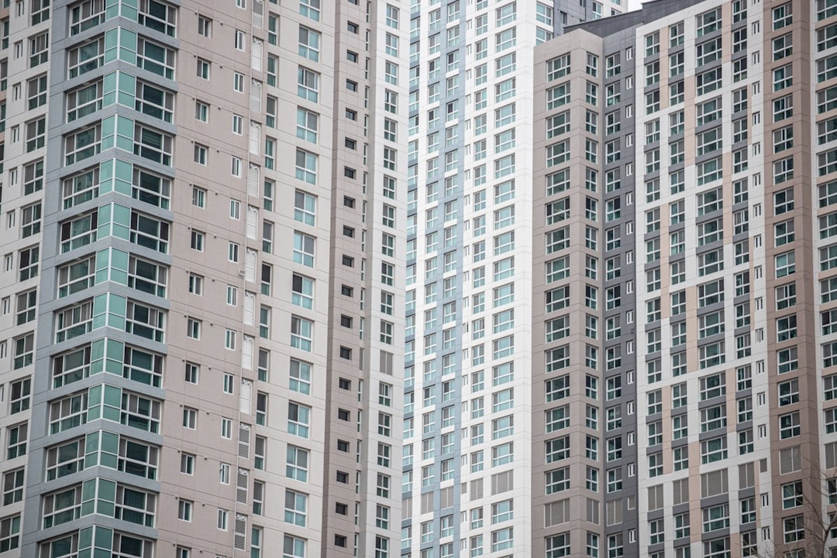 🏠 7653건 폭증! 강남 토허제 신청 최대, 양도세 유예 앞둔 '막차' 효과? 💡 - 이미지 3