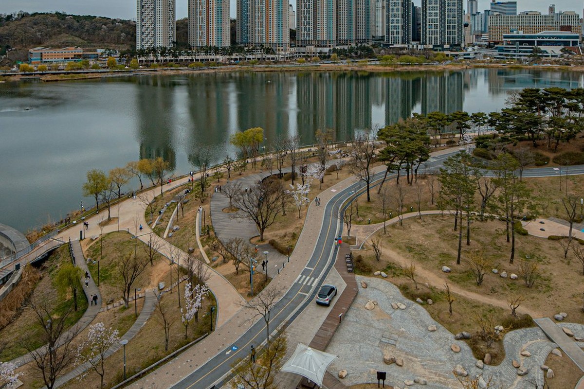🏠 성북구 정릉공영차고지, 수영장·체육관 품은 복합문화공간으로 재탄생! 💡 - 이미지 3