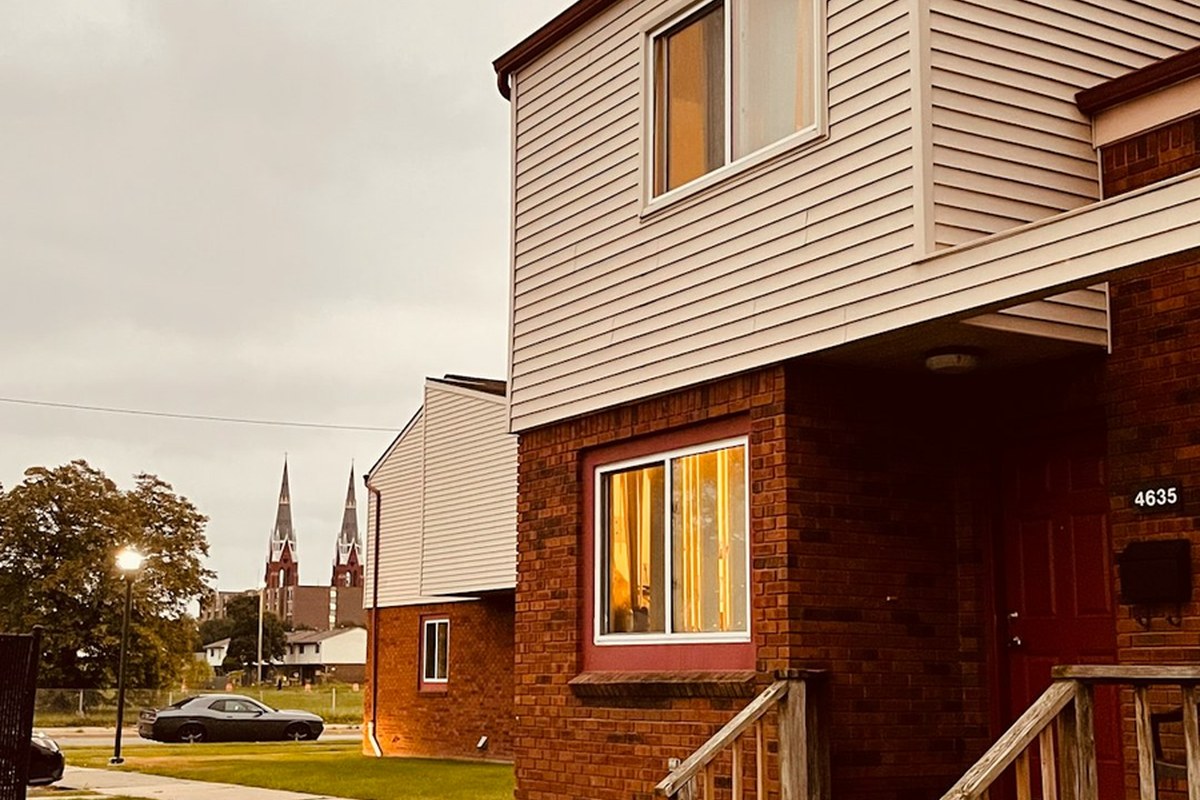 LH 첫 적자 충격! 10만 명 공공임대 대기자, 내 집 마련은 언제? 🏠 - 이미지 3