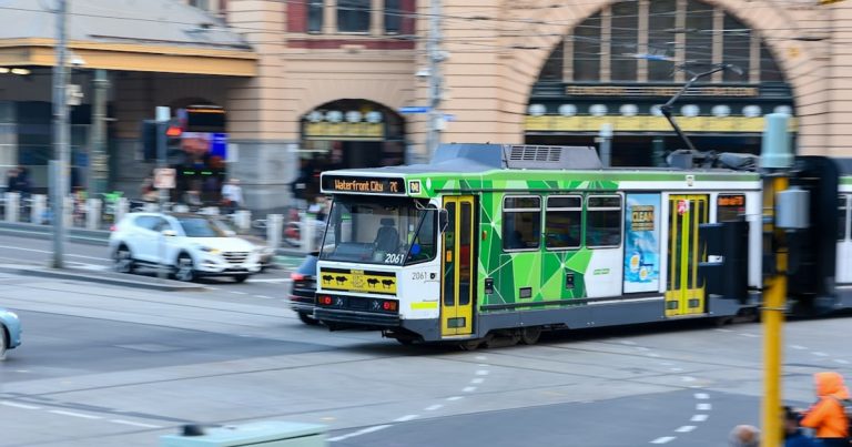 ✅ 기름값 폭등? 최대 83% 환급받는 '대중교통 당근책'으로 교통비 부담 확 줄이세요! 💡